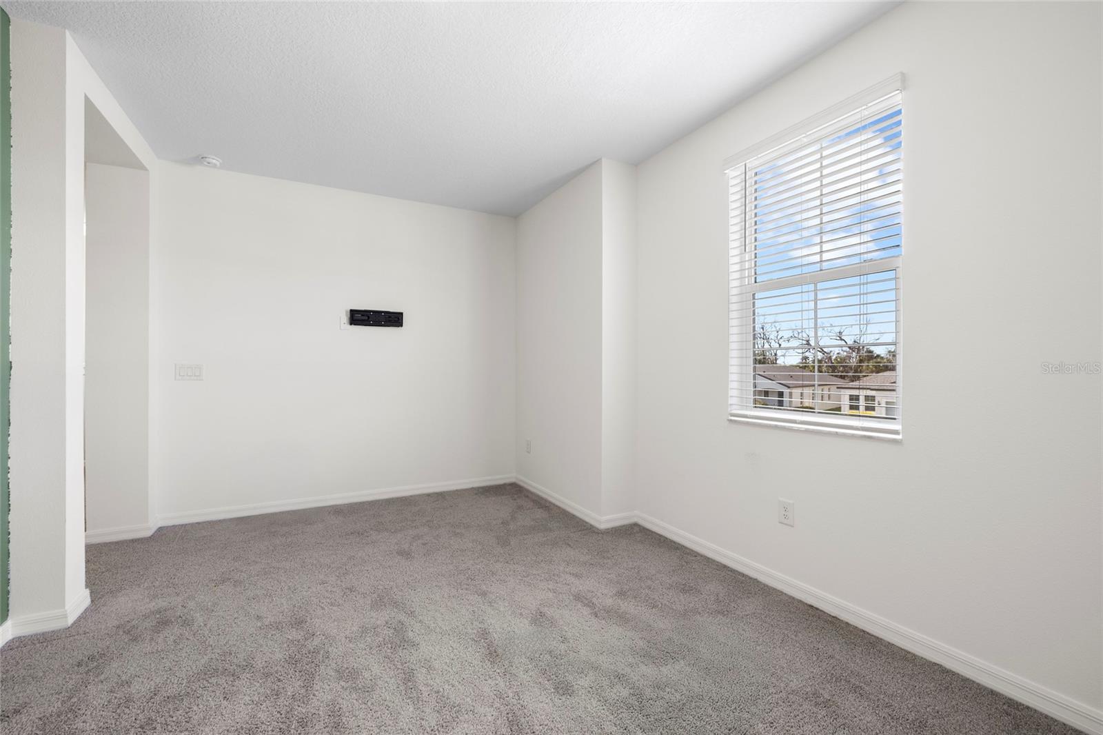 Image 28 of 52 For 11419 Daybreak Glen