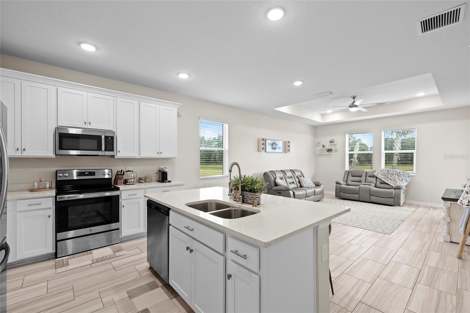 Image 7 of 52 For 11419 Daybreak Glen