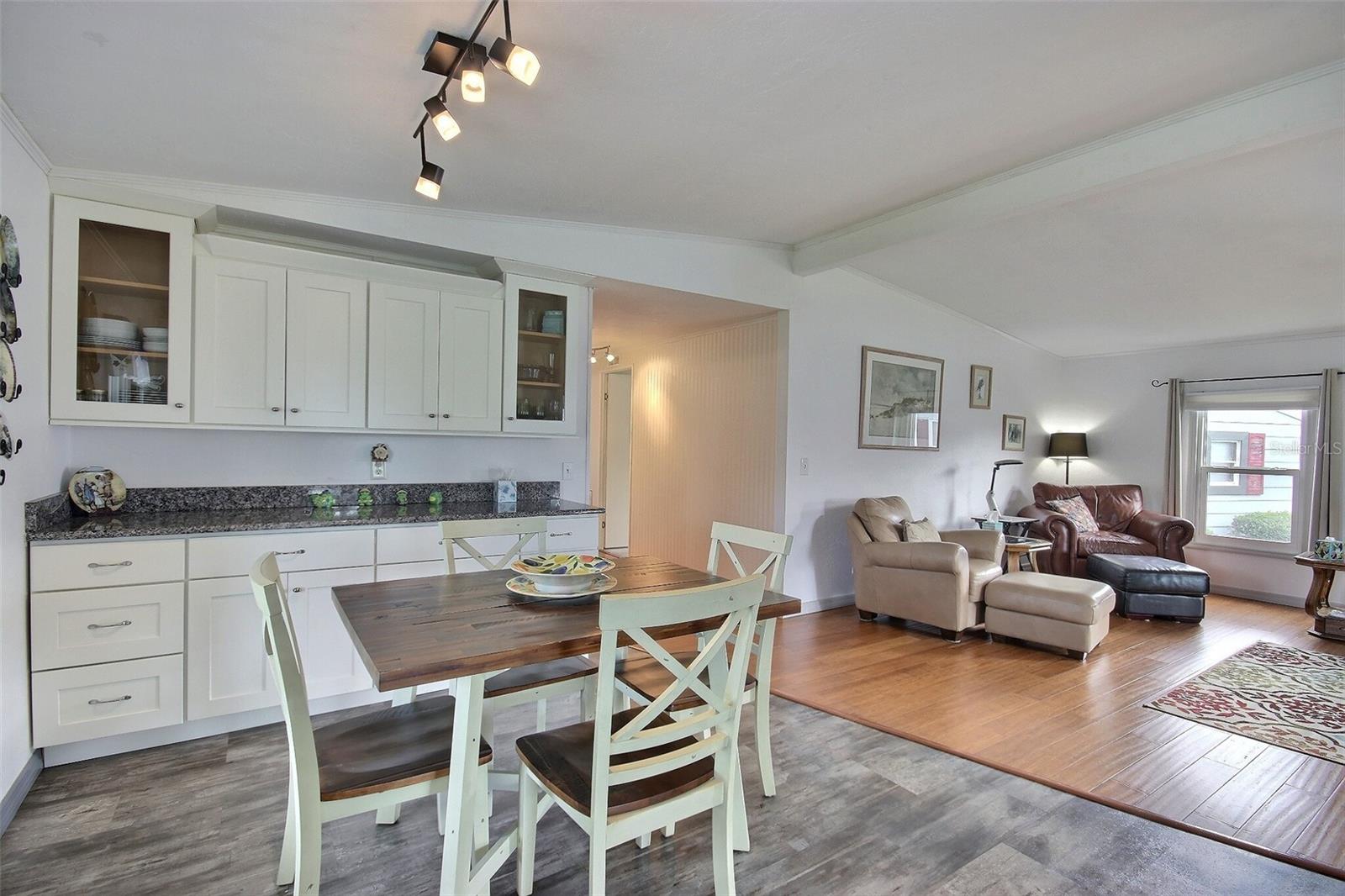 Image 12 of 47 For 117 Heron Ct