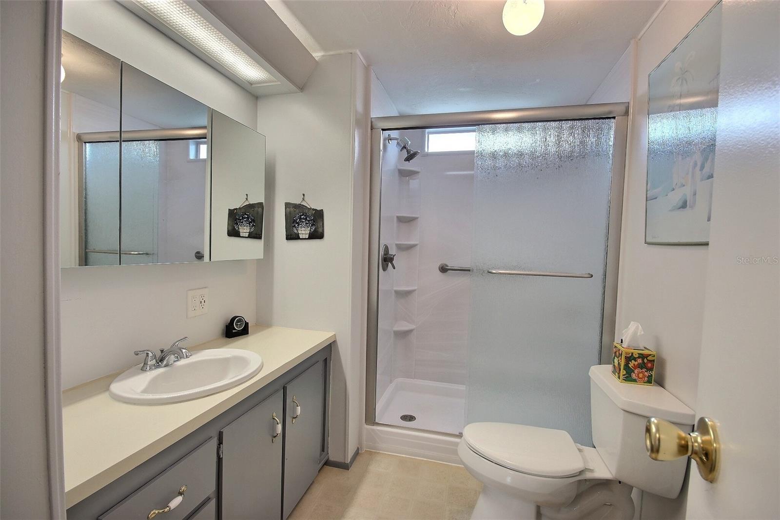 Image 28 of 47 For 117 Heron Ct