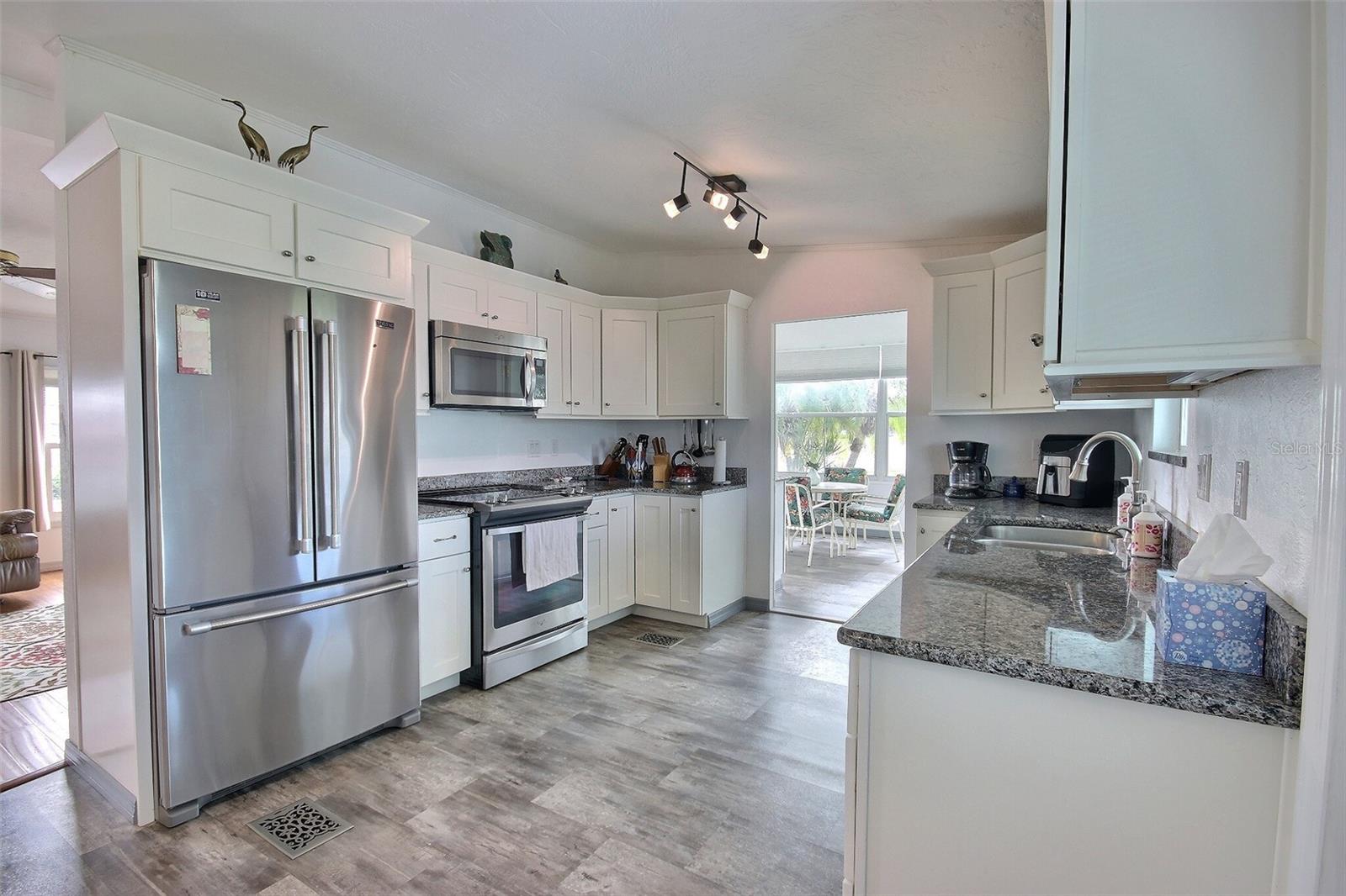 Image 8 of 47 For 117 Heron Ct