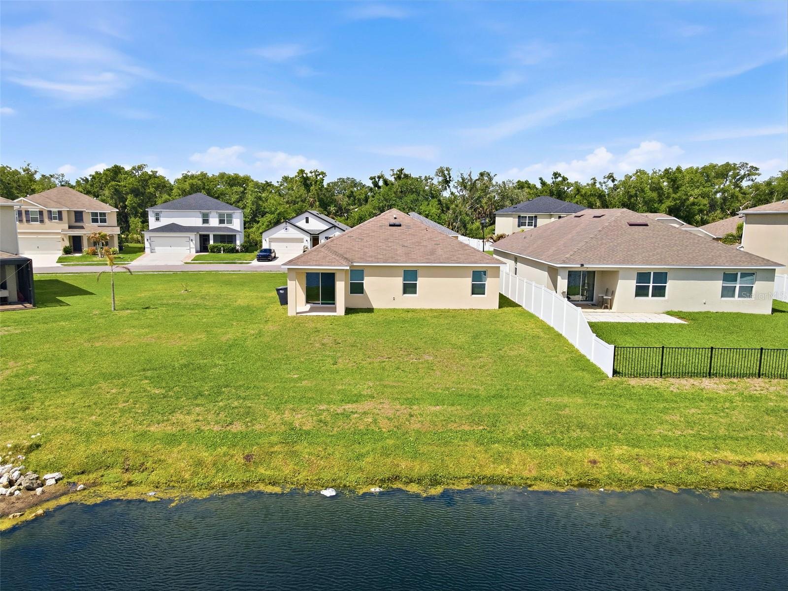 Image 33 of 39 For 184 Tierra Verde Way