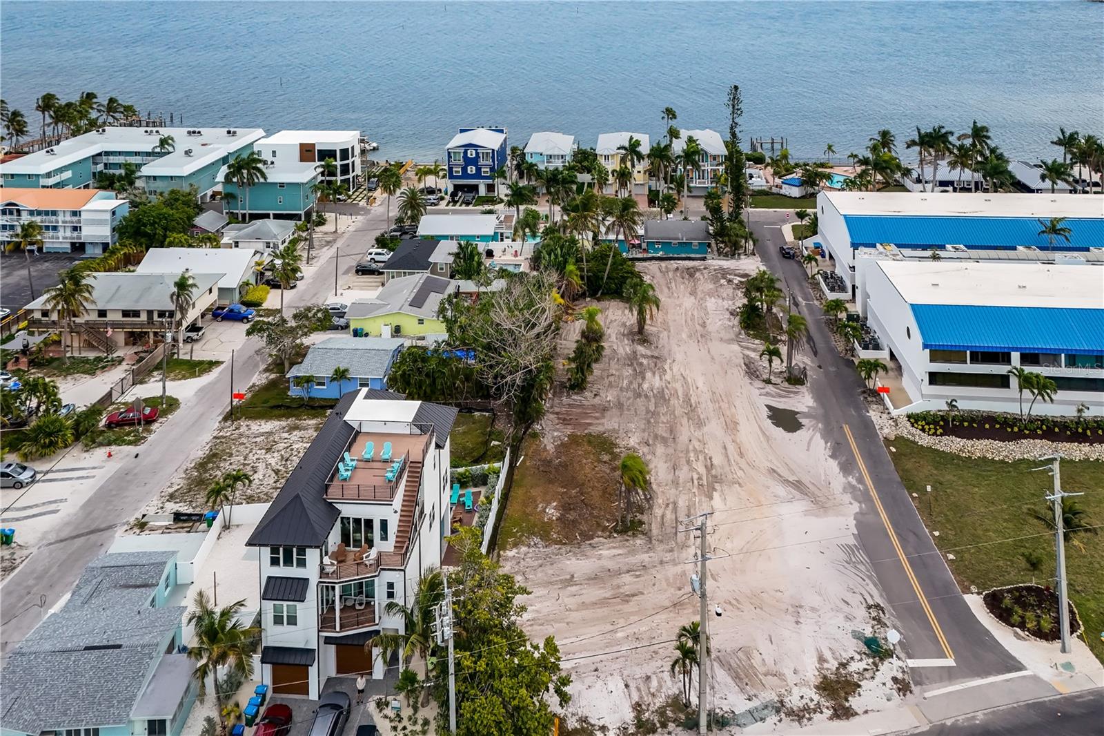 Image 6 of 14 For 1101 Gulf Drive N