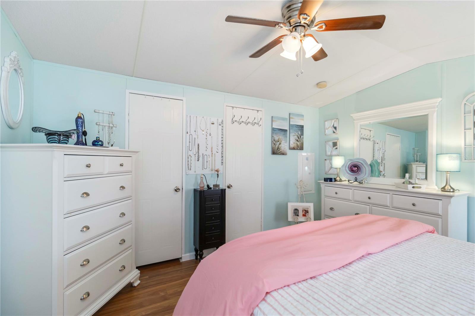 Image 13 of 27 For 10303 Burnt Store Road 230