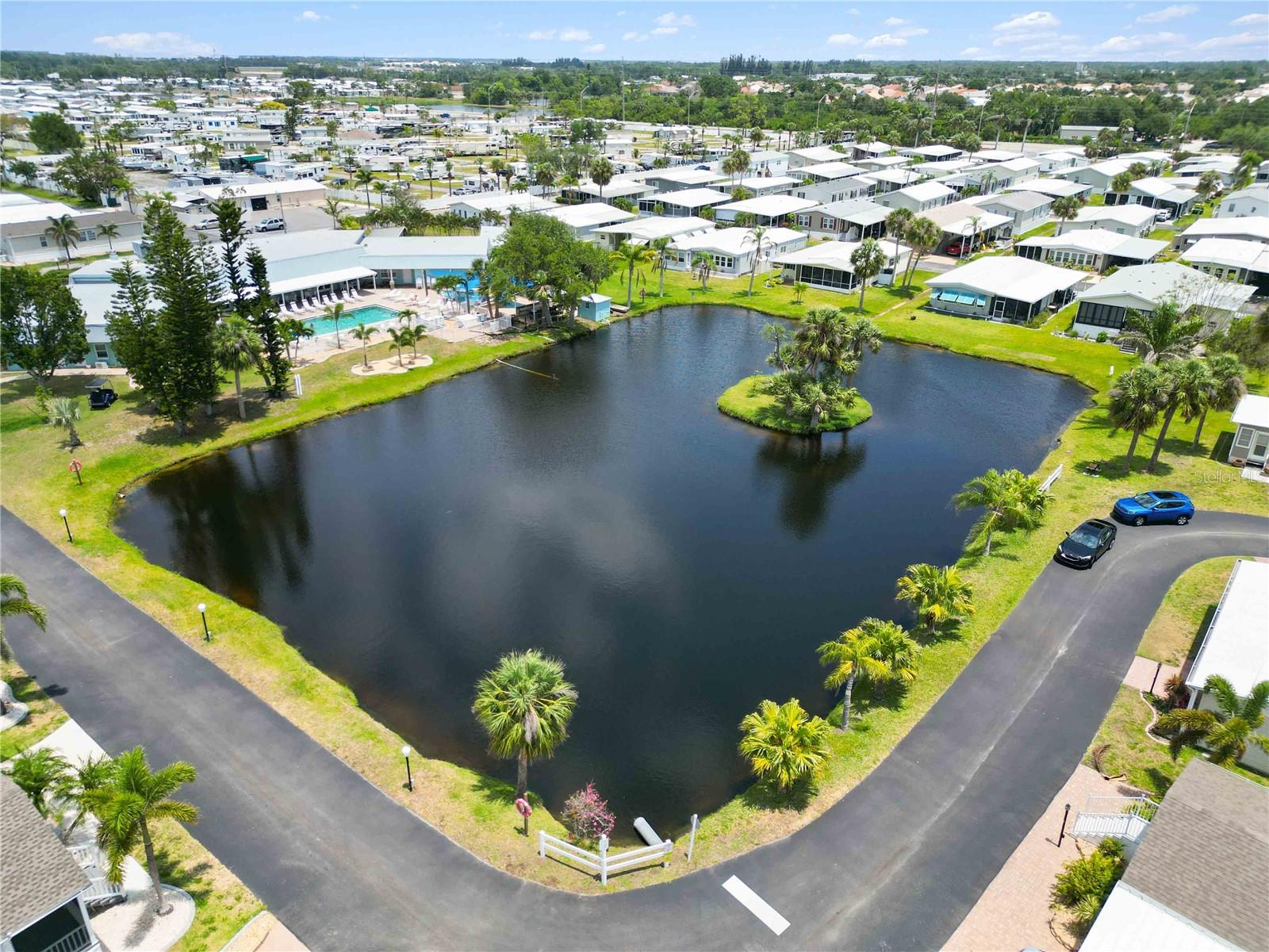 Image 24 of 27 For 10303 Burnt Store Road 230