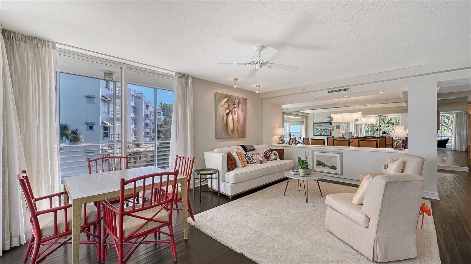 Image 23 of 76 For 2550 Harbourside Drive 324