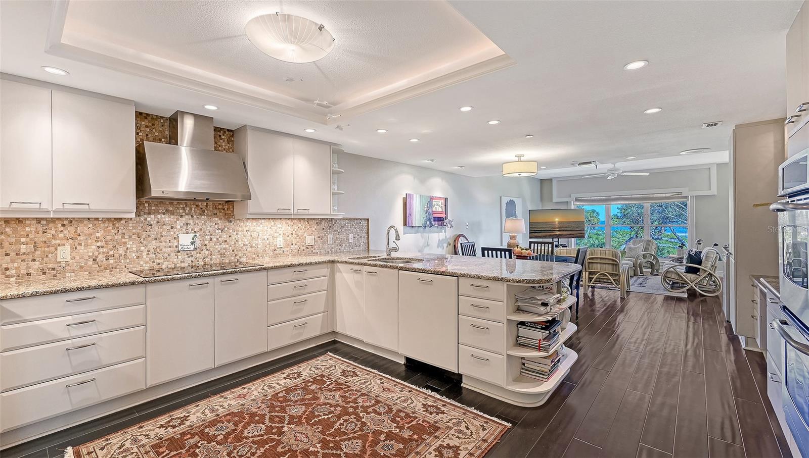 Image 25 of 76 For 2550 Harbourside Drive 324