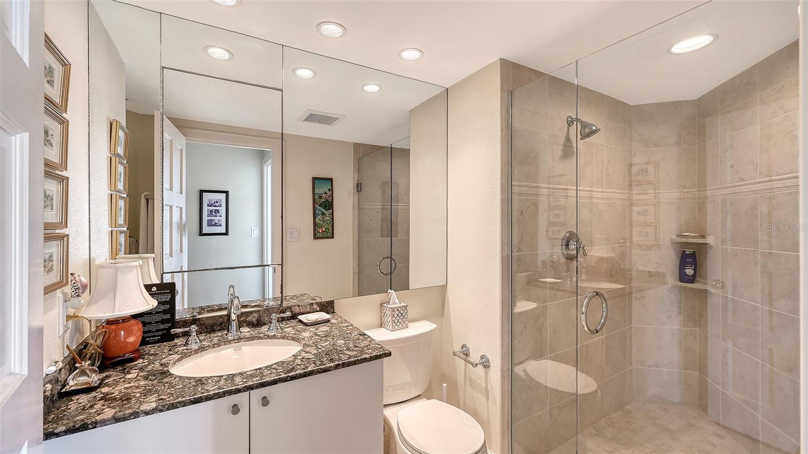 Image 34 of 76 For 2550 Harbourside Drive 324