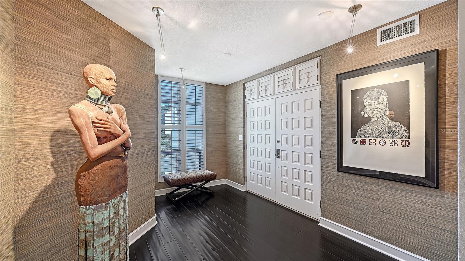 Image 4 of 76 For 2550 Harbourside Drive 324