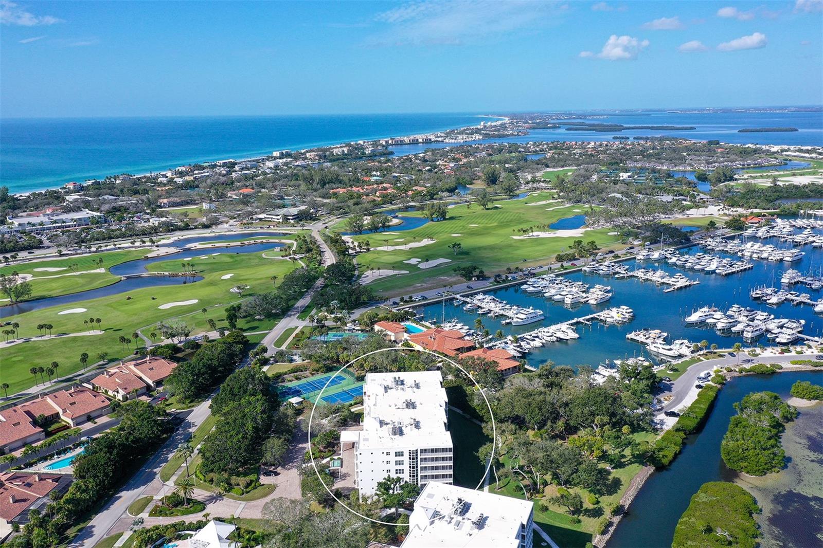 Image 46 of 76 For 2550 Harbourside Drive 324