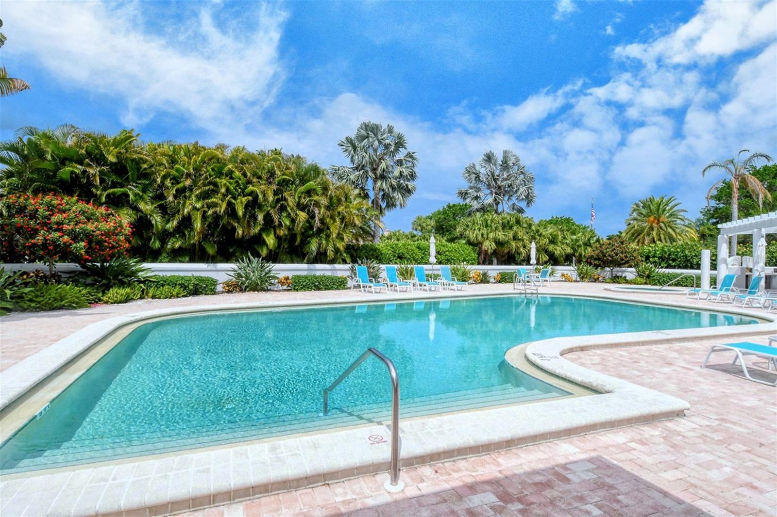 Image 52 of 76 For 2550 Harbourside Drive 324