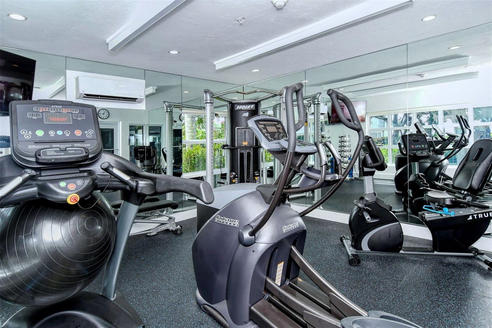 Image 57 of 76 For 2550 Harbourside Drive 324