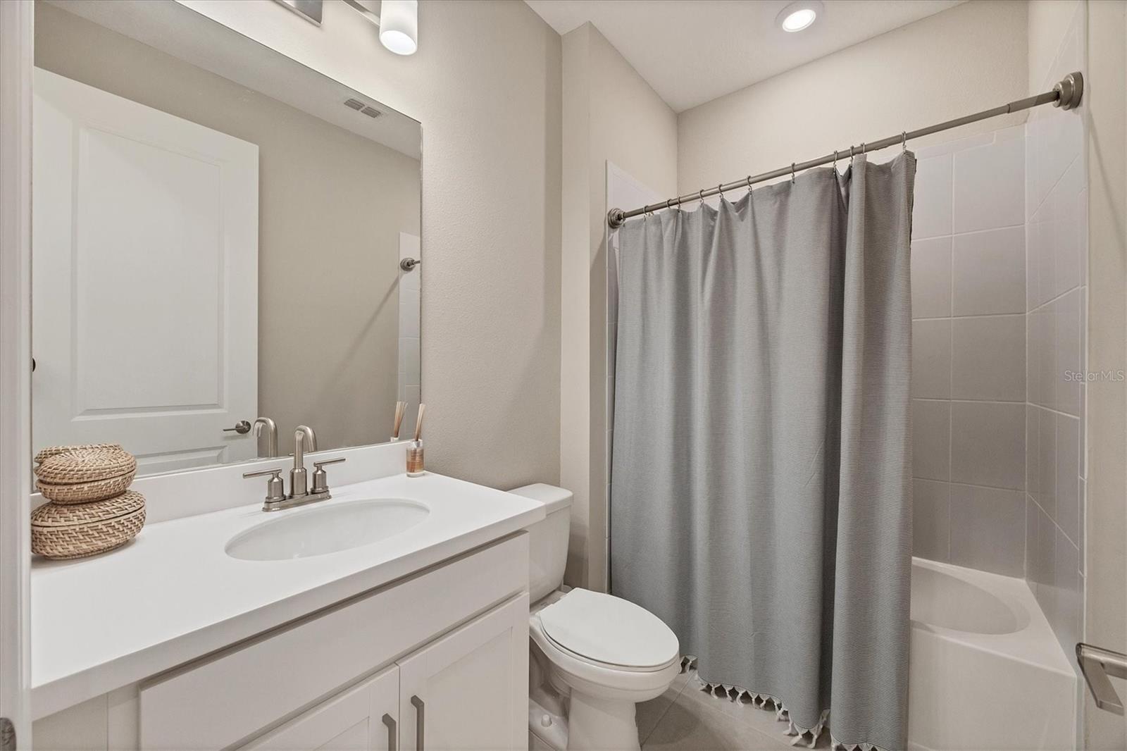 Image 20 of 33 For 11328 Trivio Terrace