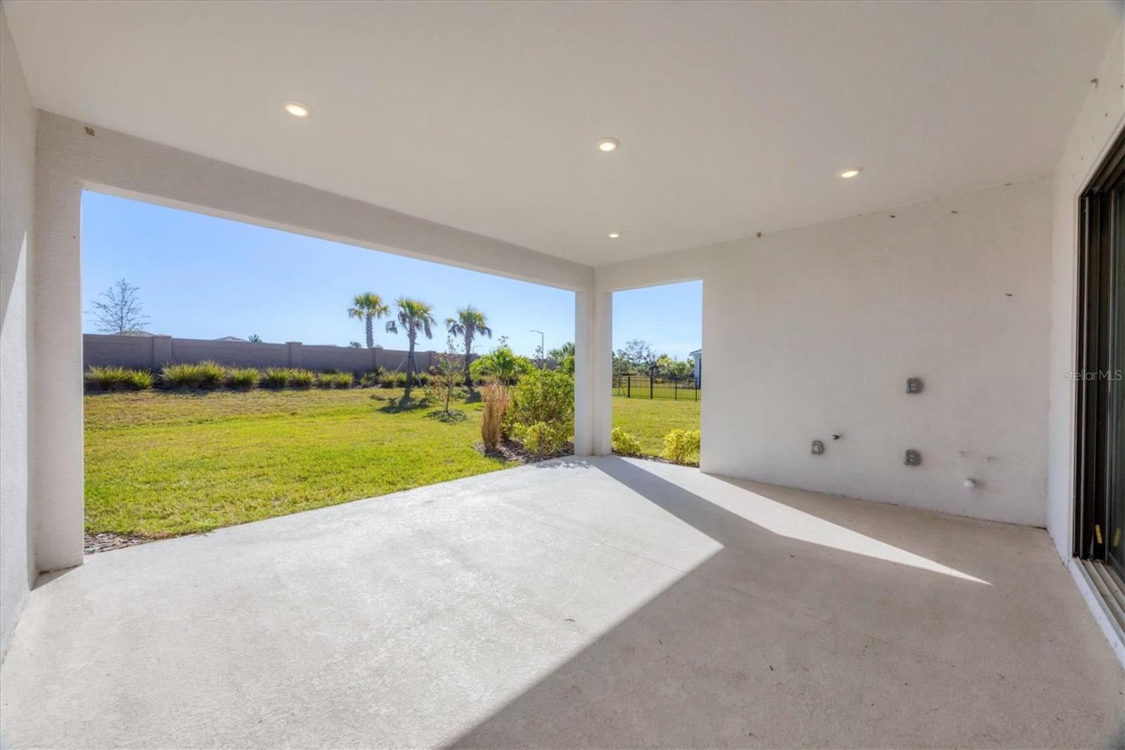 Image 23 of 33 For 11328 Trivio Terrace