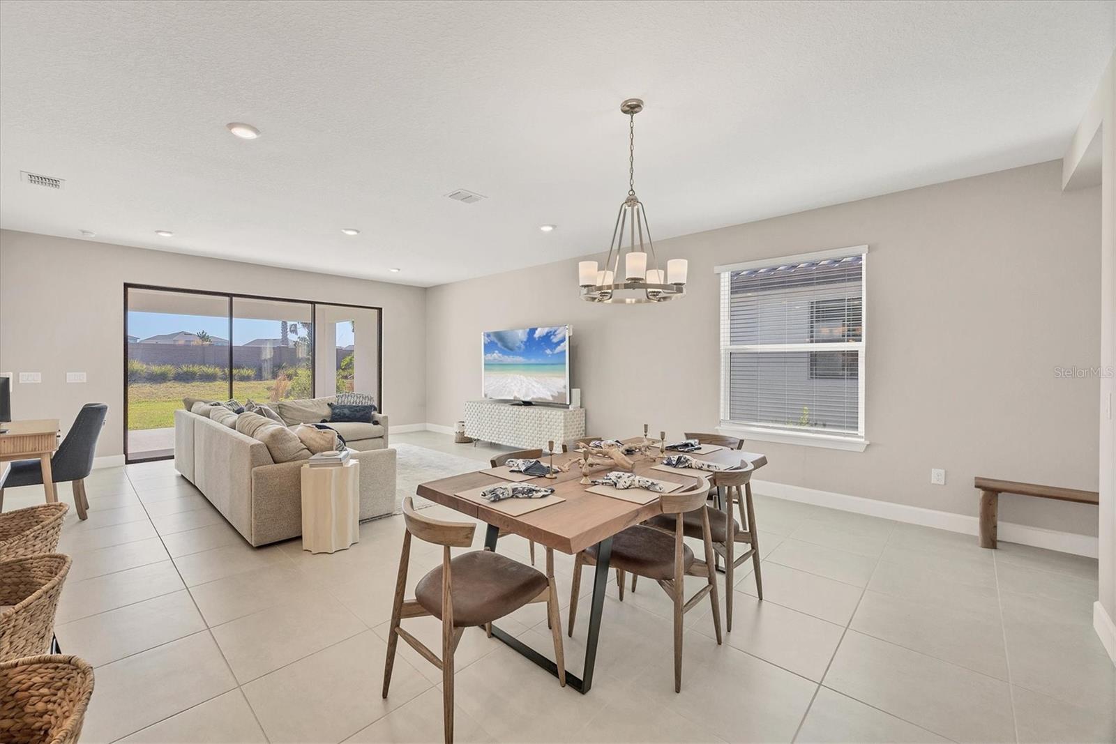 Image 6 of 33 For 11328 Trivio Terrace