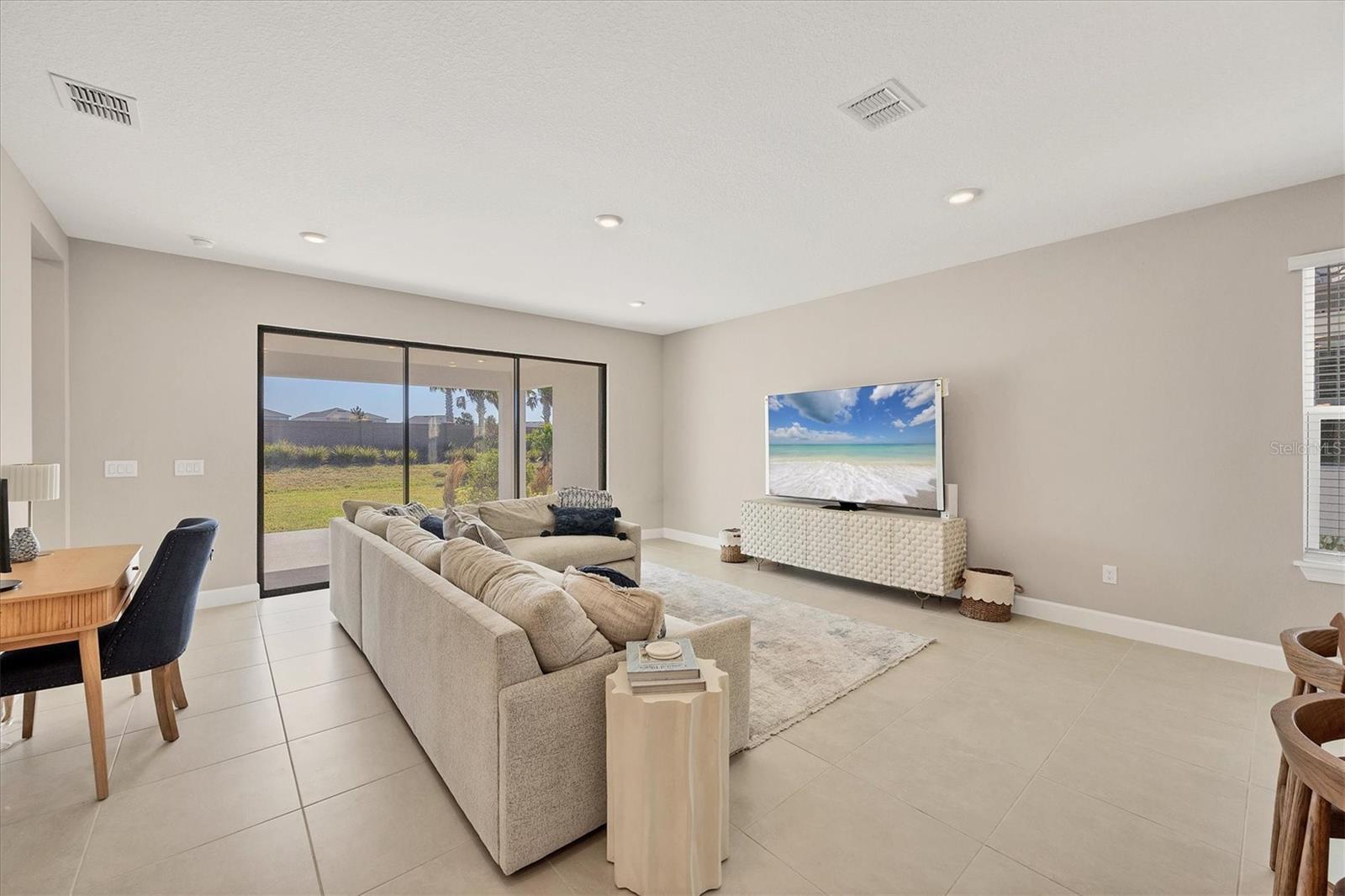 Image 7 of 33 For 11328 Trivio Terrace