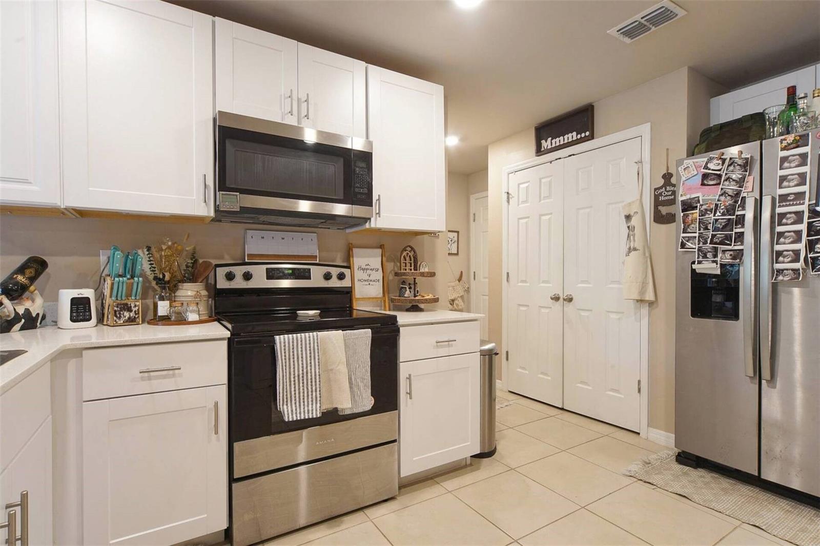 Image 18 of 28 For 8015 Sandalwood Circle