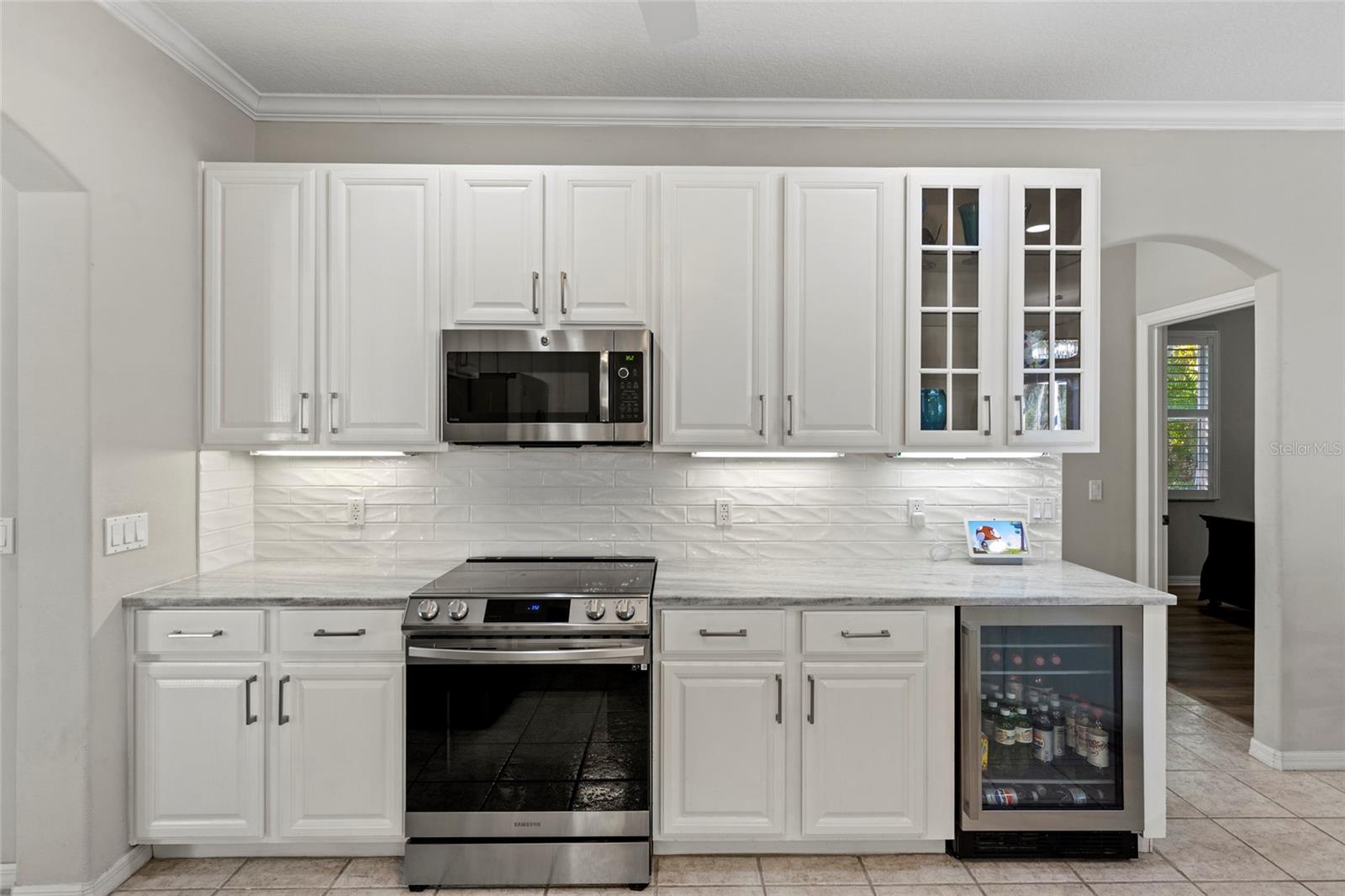 Image 3 of 24 For 11011 Water Lily Way