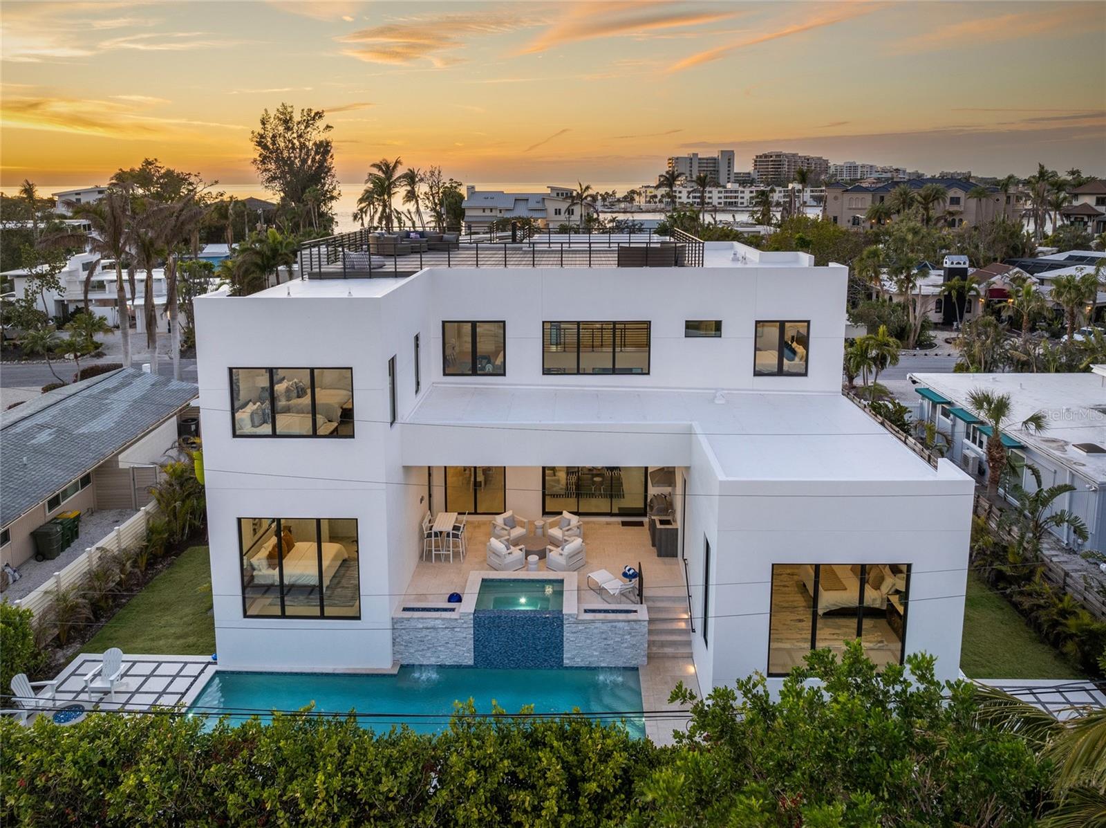 Image 41 of 47 For 1212 Center Place