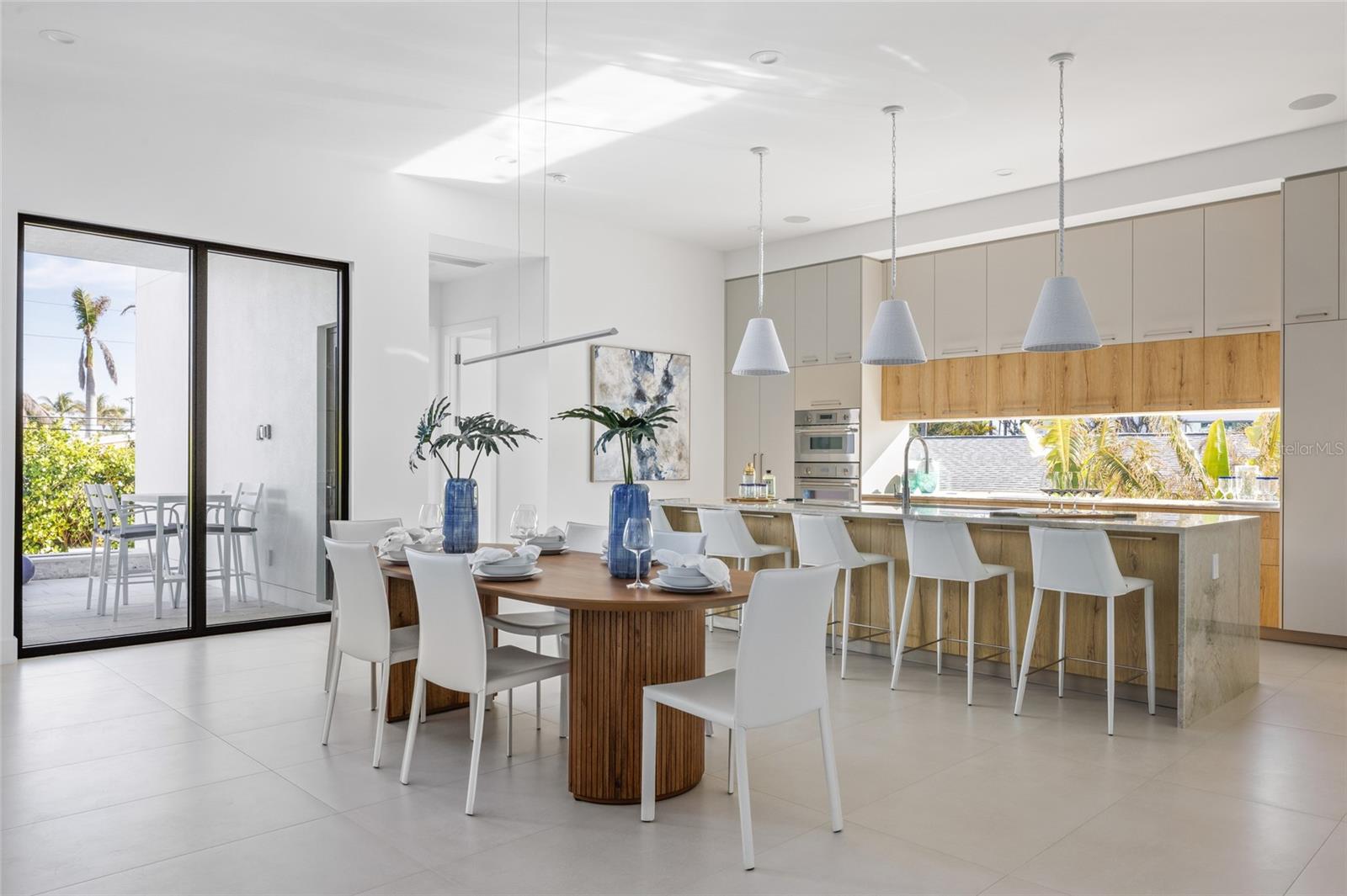 Image 7 of 47 For 1212 Center Place