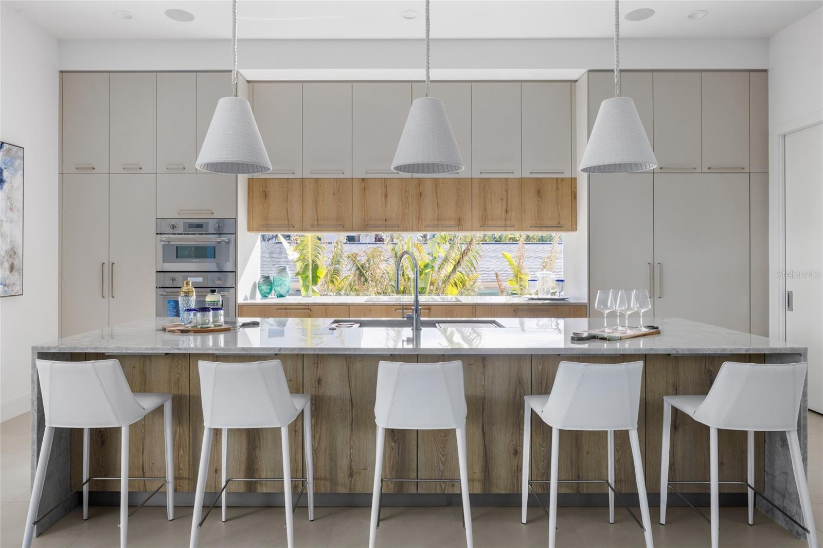 Image 8 of 47 For 1212 Center Place