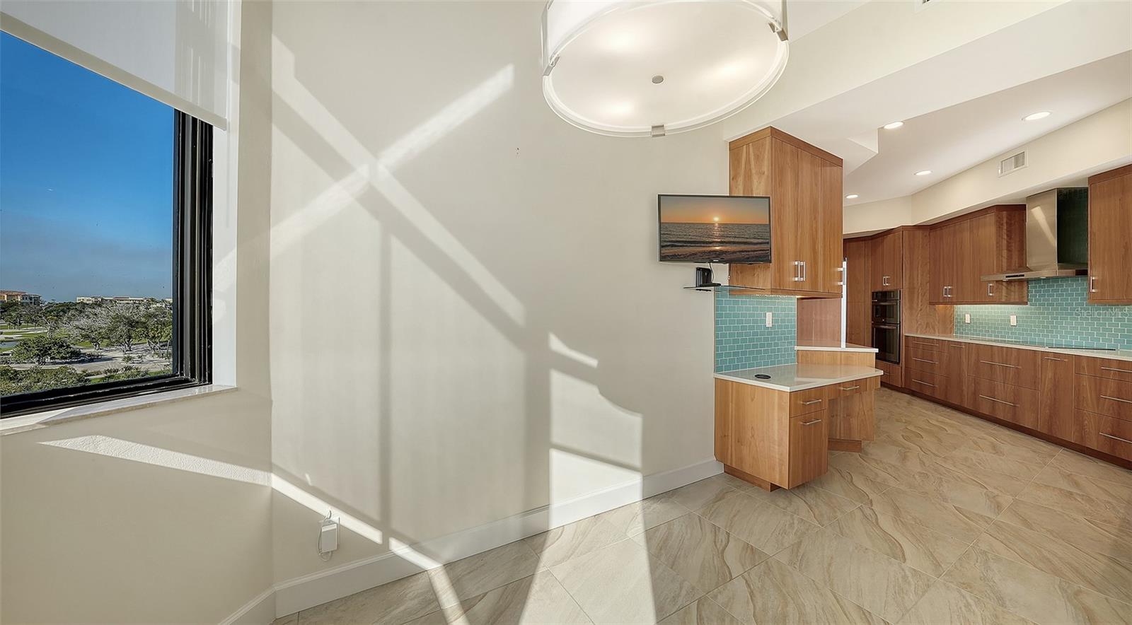 Image 29 of 80 For 2110 Harbourside Drive 558