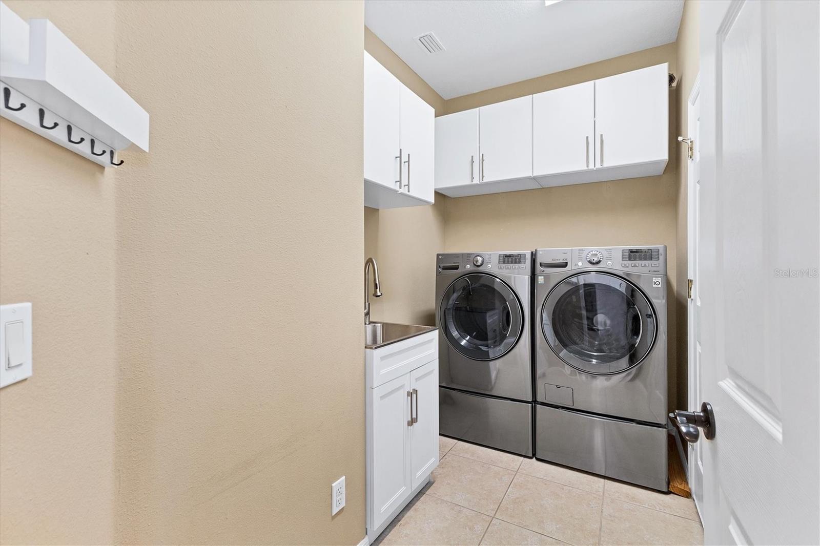 Image 33 of 60 For 6163 Palomino Circle