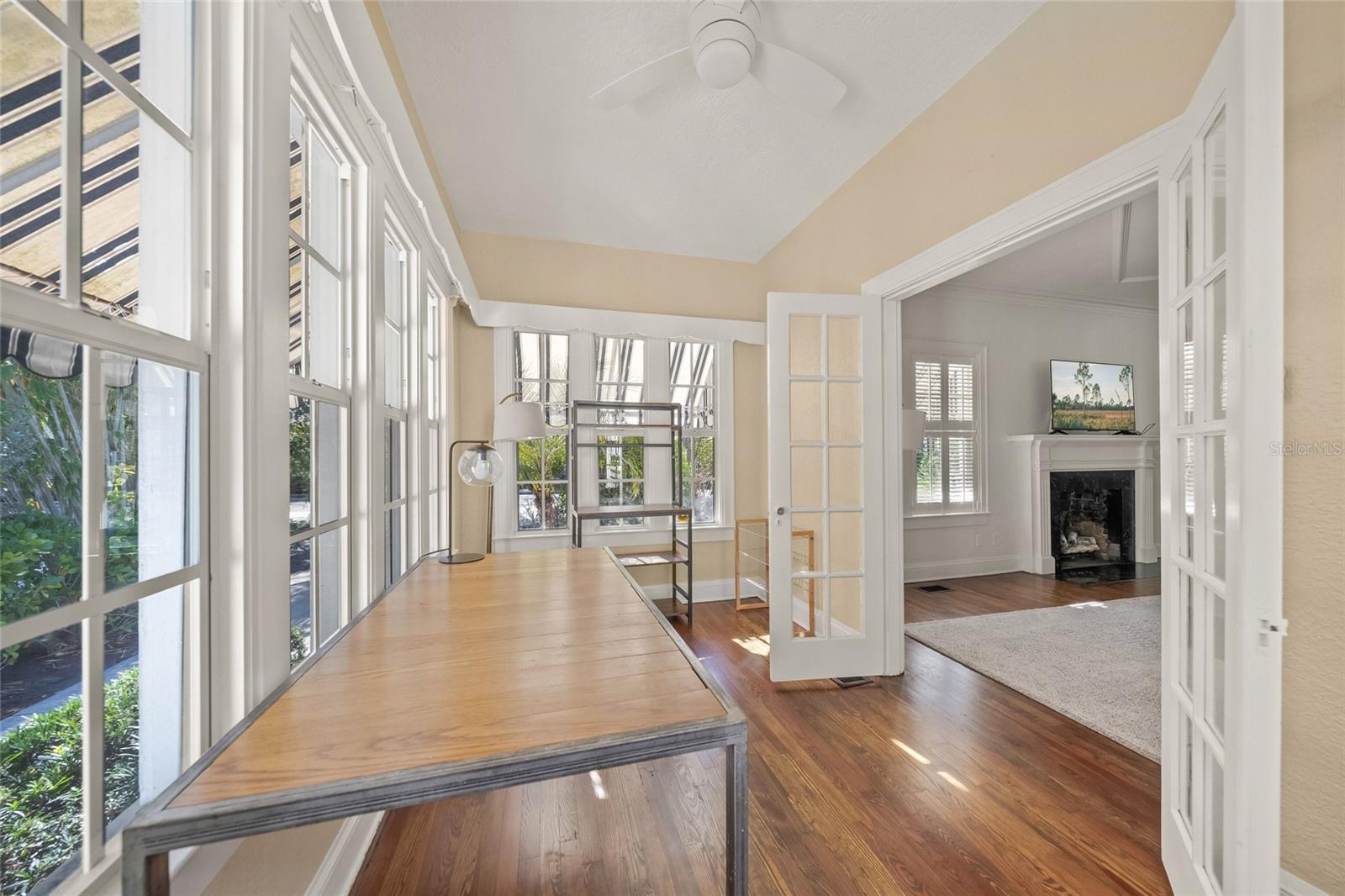 Image 18 of 35 For 1917 Bahia Vista Street