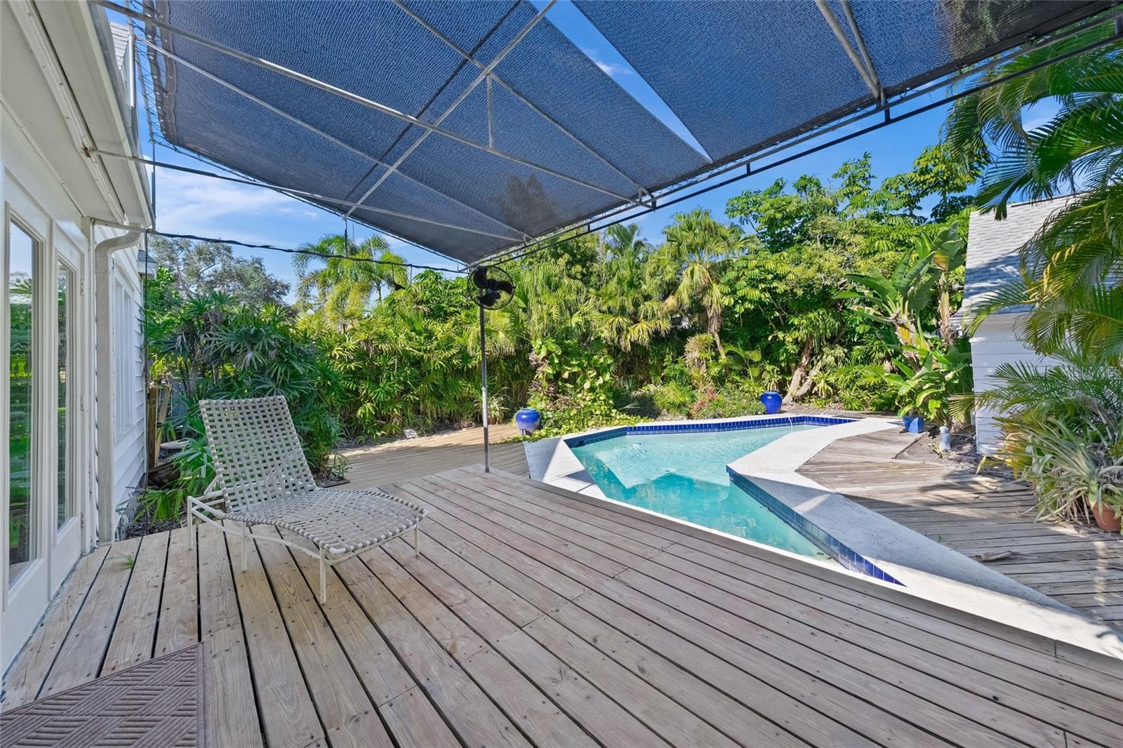 Image 27 of 35 For 1917 Bahia Vista Street