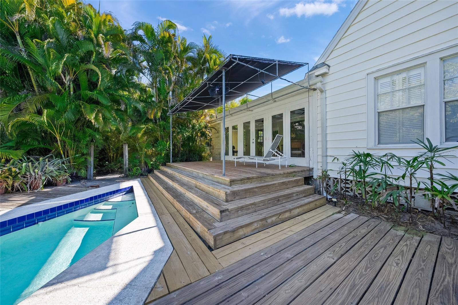 Image 28 of 35 For 1917 Bahia Vista Street