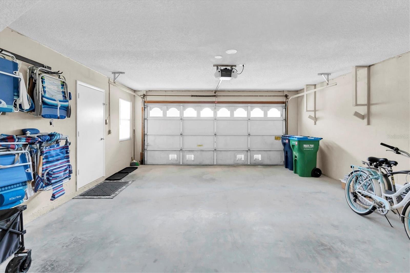 Image 27 of 40 For 6250 Holmes Boulevard 65