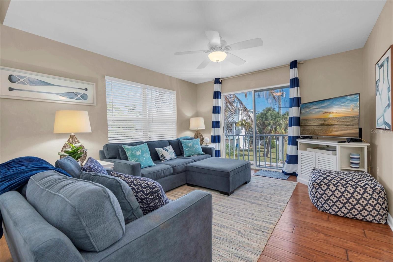 Image 5 of 40 For 6250 Holmes Boulevard 65