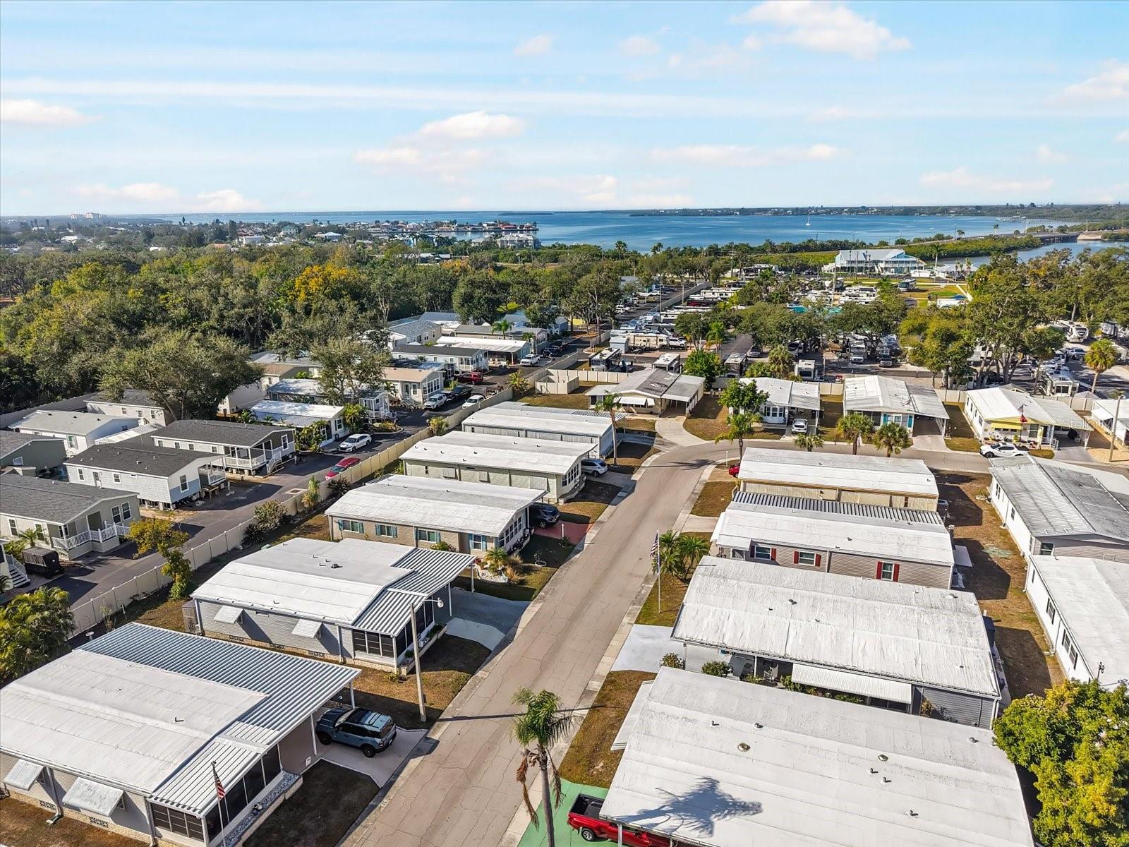 Image 35 of 36 For 5619 Bayshore Road 417