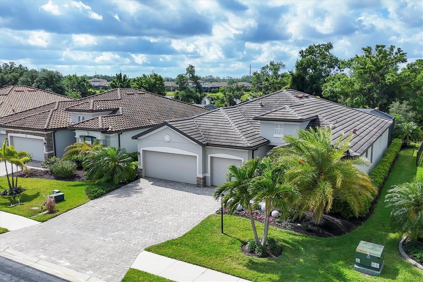 Image 5 of 66 For 18045 Polo Trail Trail