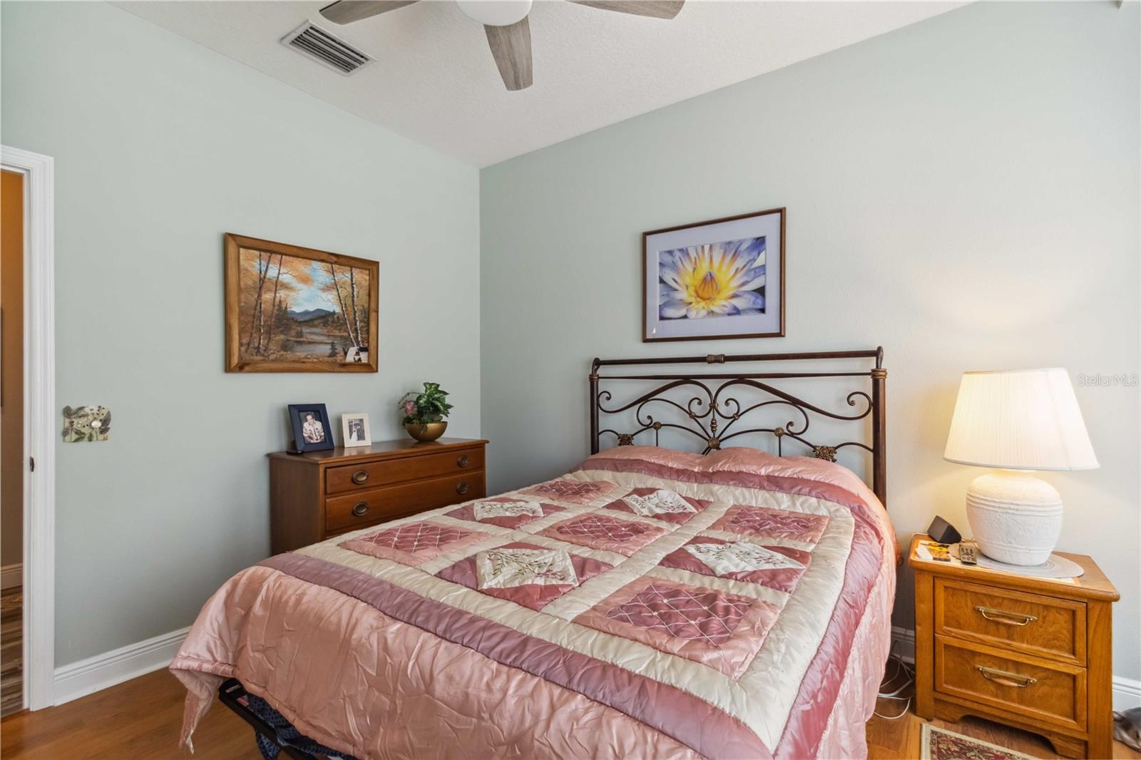 Image 16 of 45 For 315 36th Street Ne