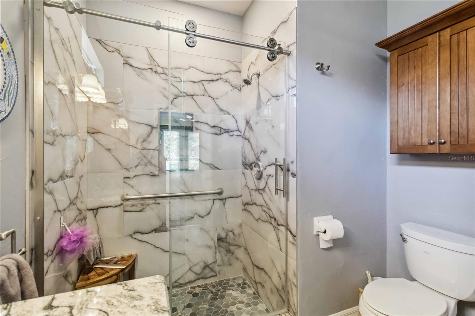 Image 23 of 45 For 315 36th Street Ne