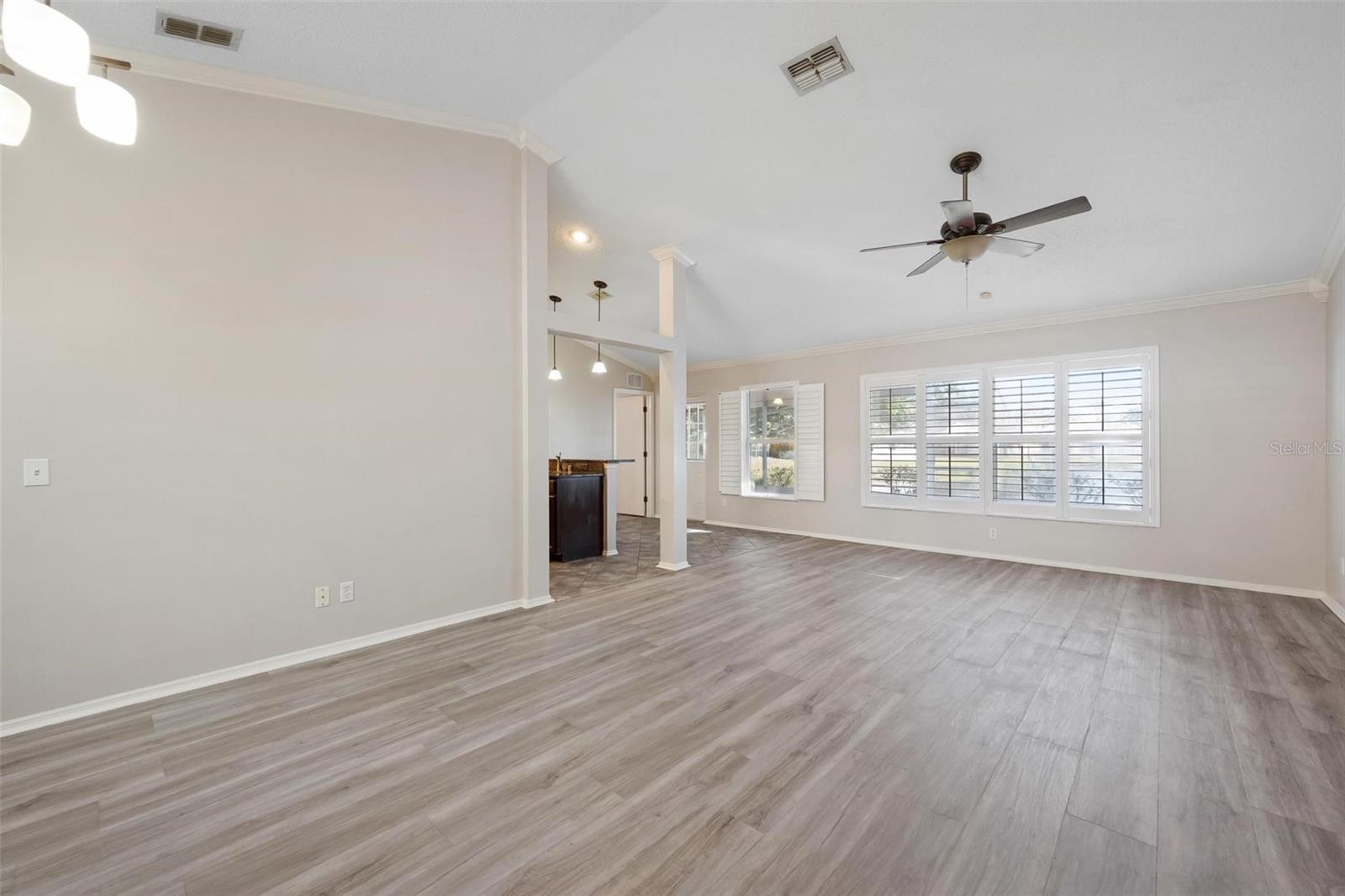 Image 3 of 32 For 11118 3rd Avenue E