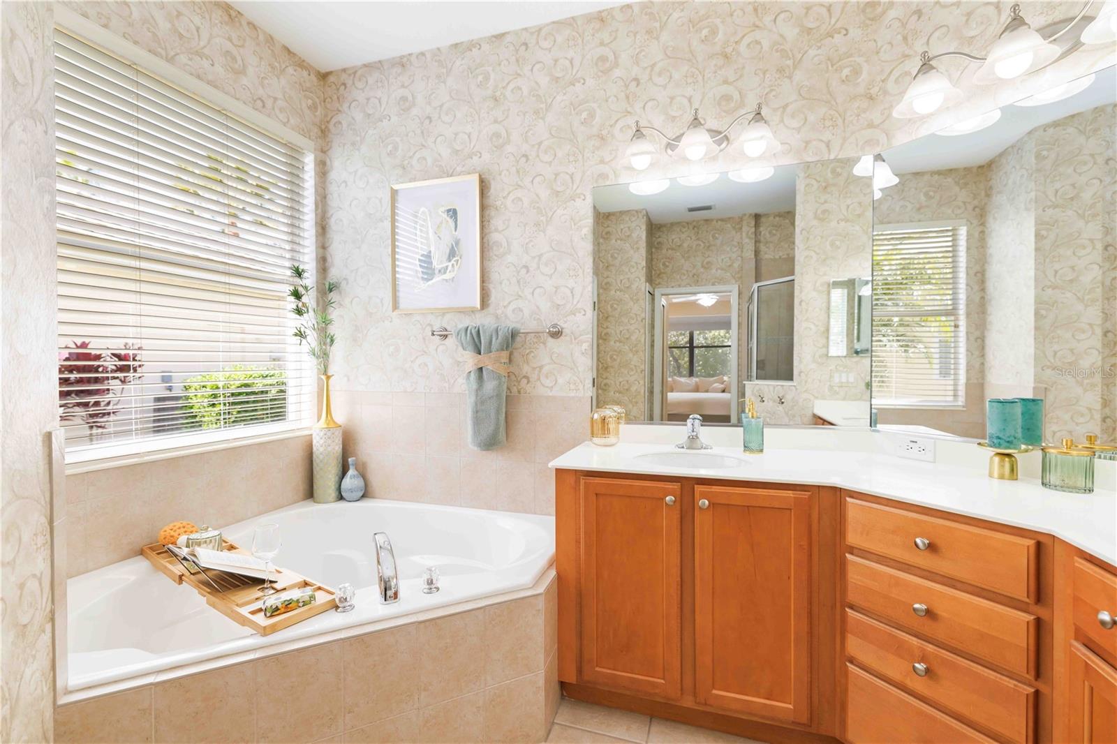 Image 33 of 66 For 12147 Red Leaf Road