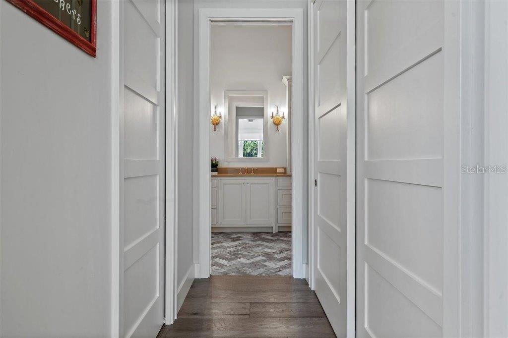 Image 25 of 88 For 12615 River Road