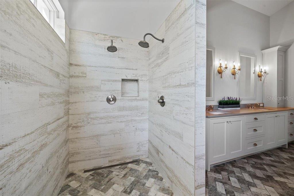 Image 29 of 88 For 12615 River Road