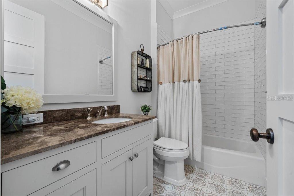 Image 36 of 88 For 12615 River Road