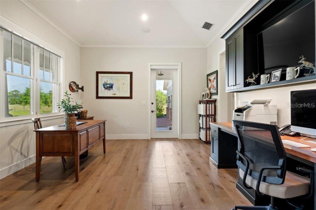 Image 37 of 88 For 12615 River Road