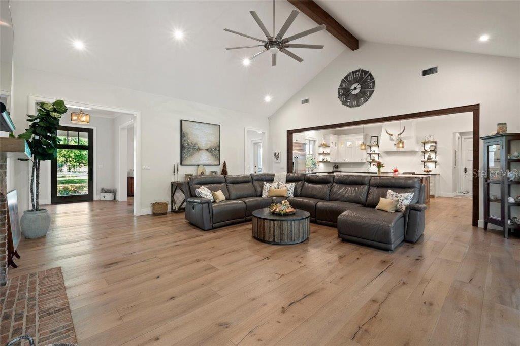 Image 9 of 88 For 12615 River Road