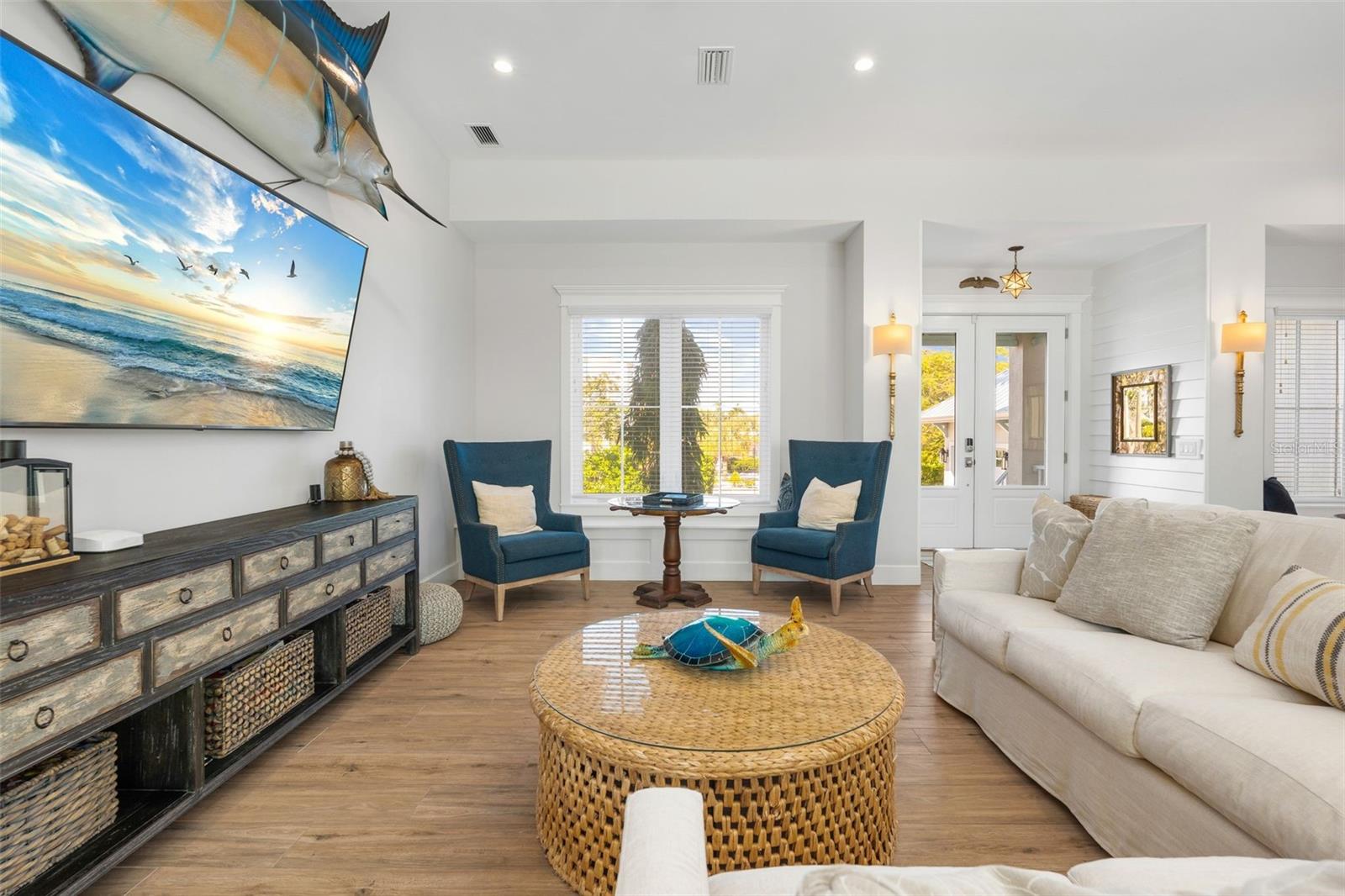 Image 11 of 94 For 436 Polk Drive