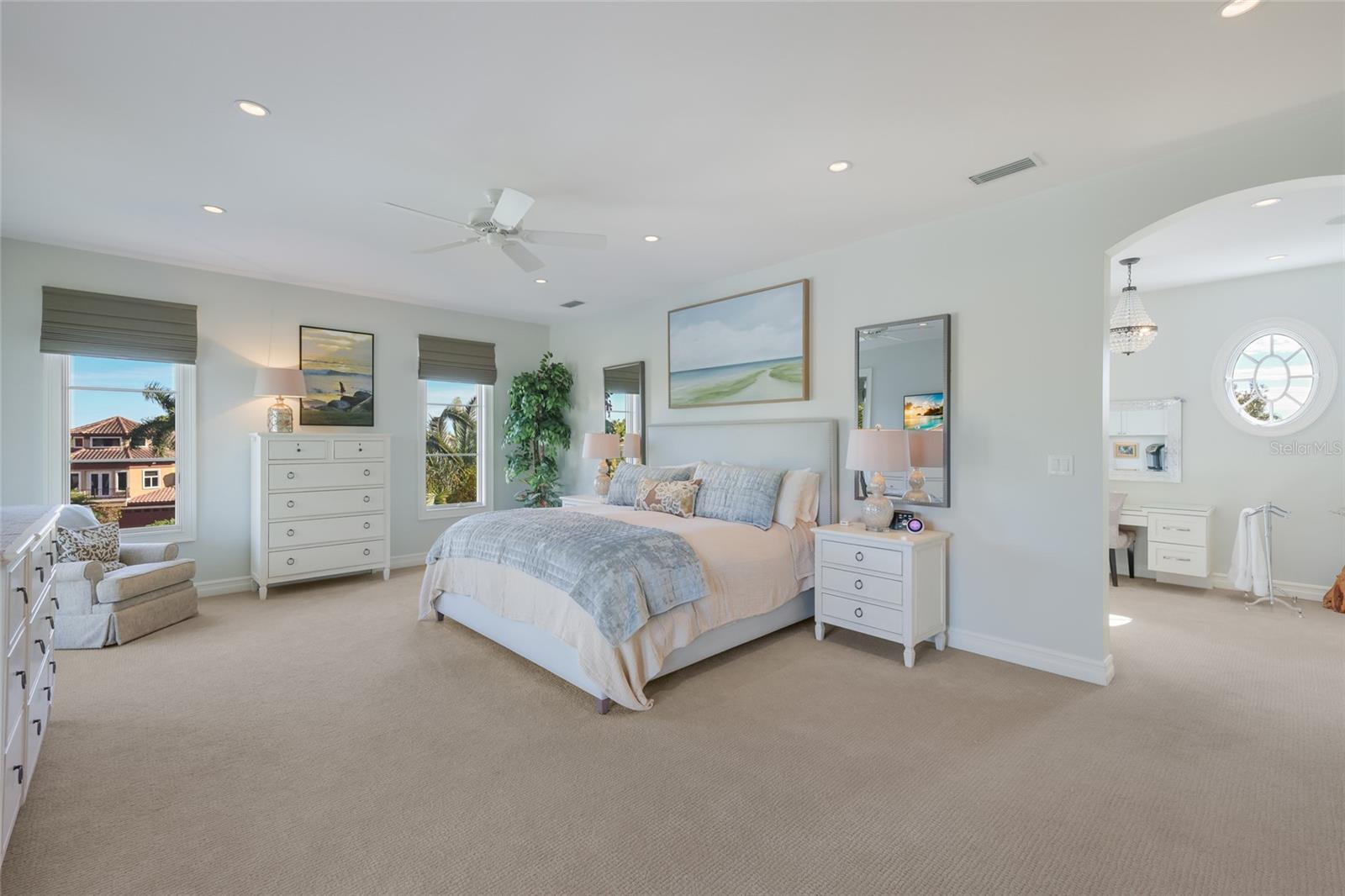 Image 33 of 76 For 750 Siesta Key Circle