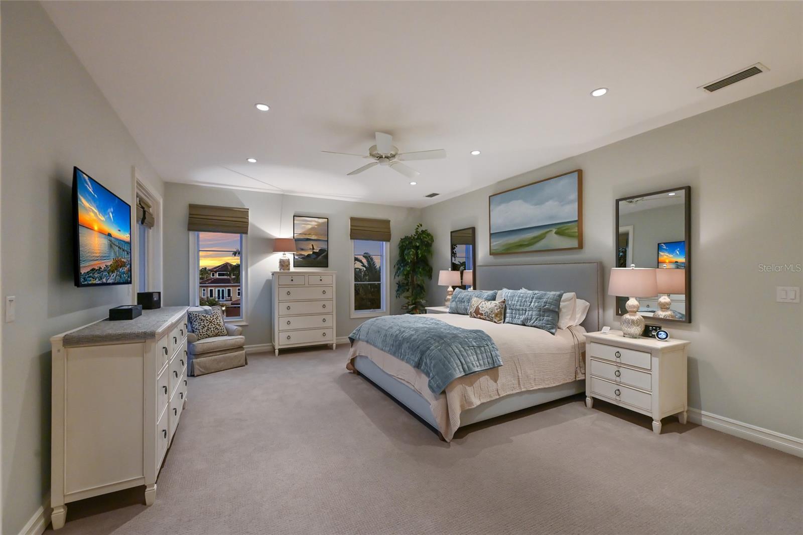 Image 41 of 76 For 750 Siesta Key Circle