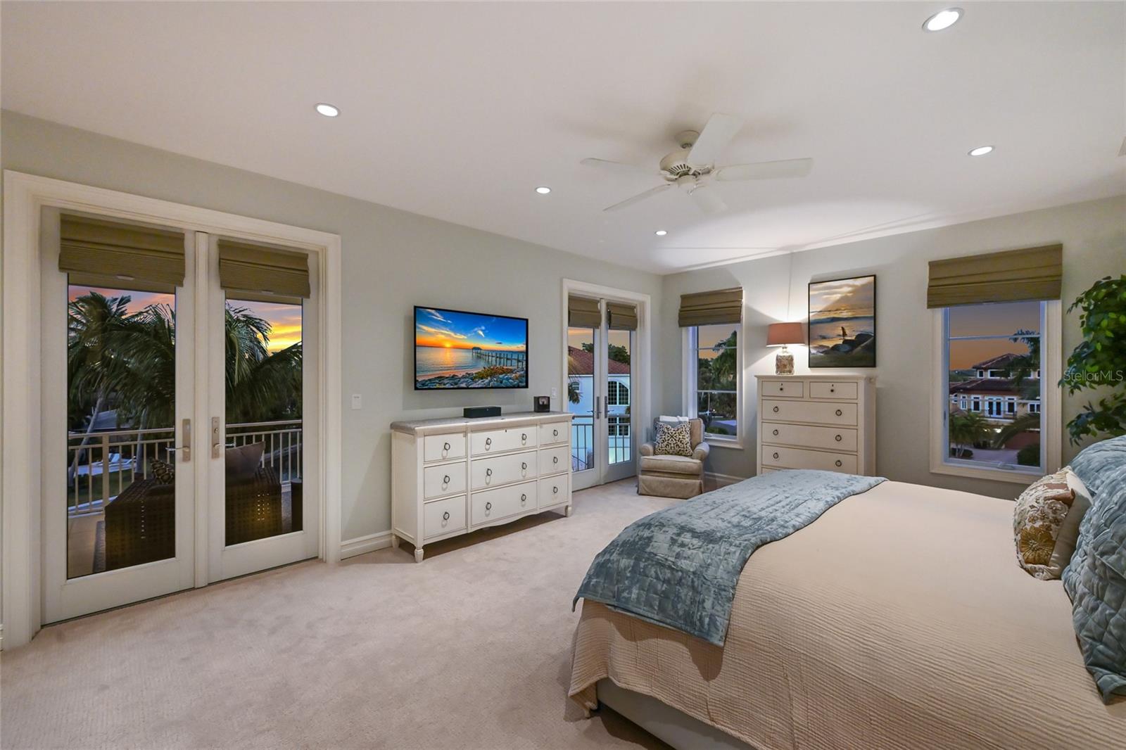 Image 42 of 76 For 750 Siesta Key Circle