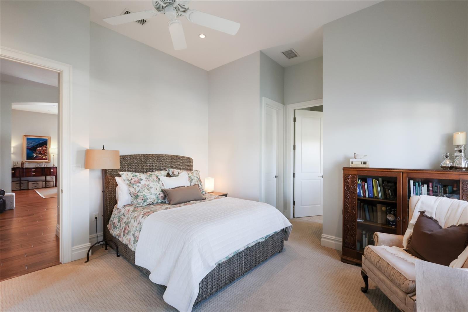 Image 49 of 76 For 750 Siesta Key Circle