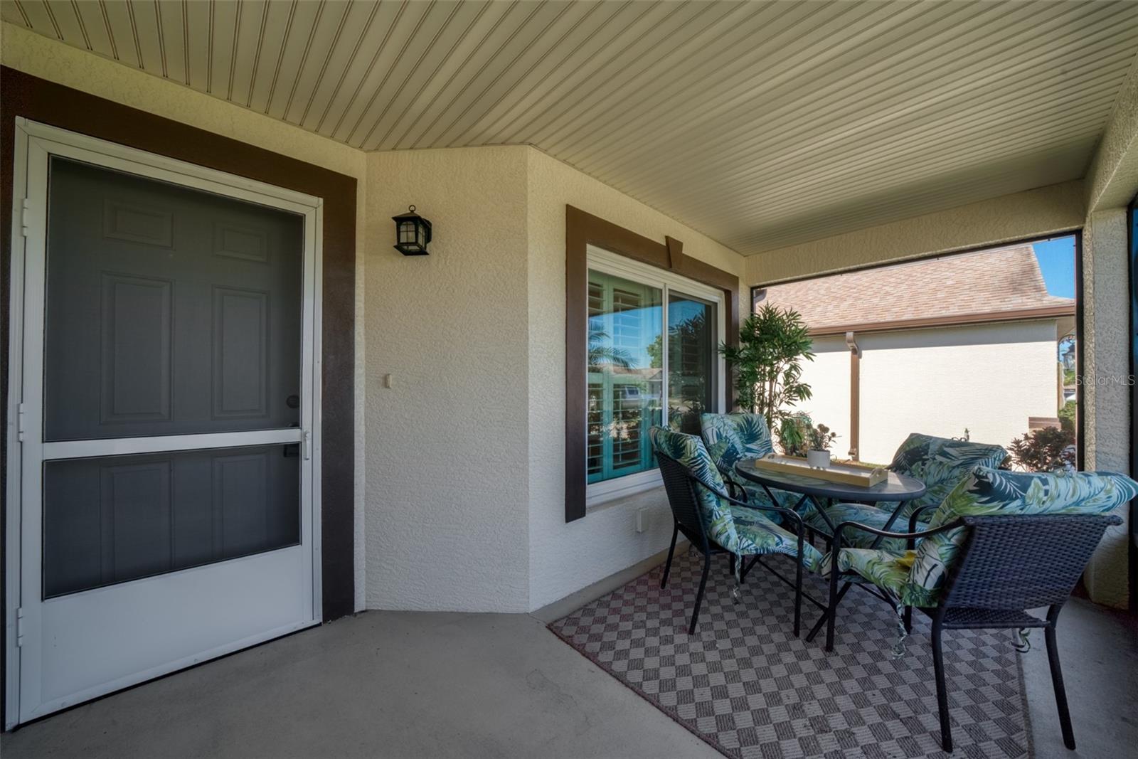 Image 11 of 58 For 10433 High Grove Avenue