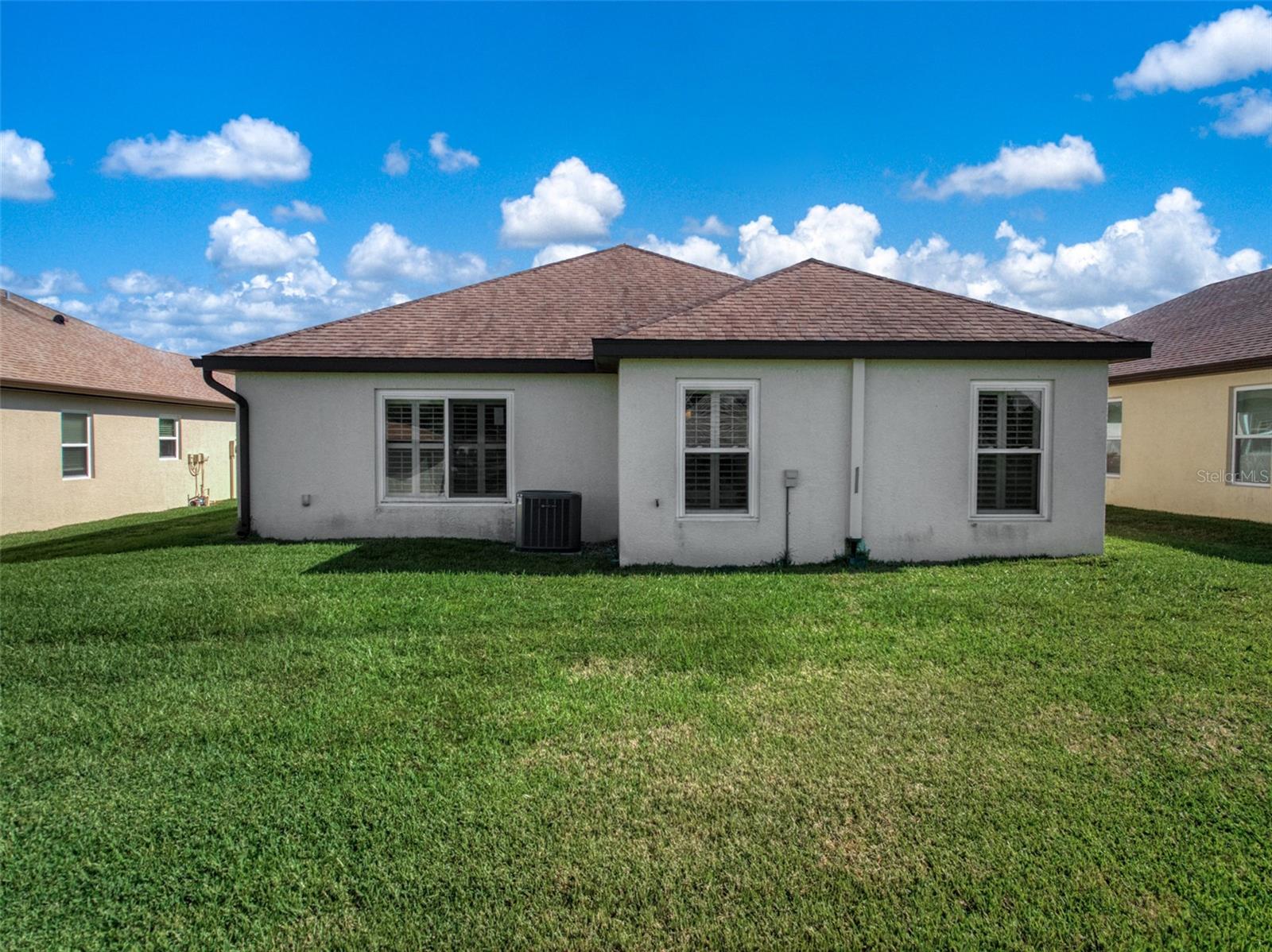 Image 5 of 58 For 10433 High Grove Avenue